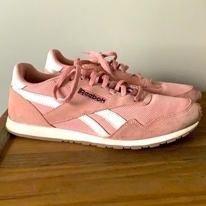Reebok Sneakers